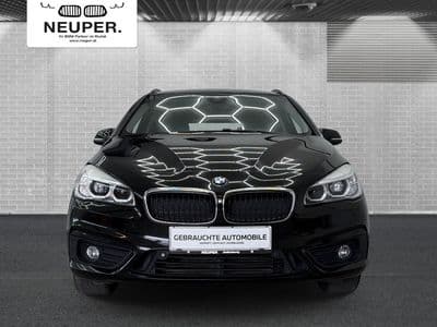 BMW 218d Active Tourer - Thumbnail 2