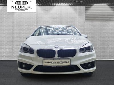 BMW 218d xDrive Active Tourer - Thumbnail 2