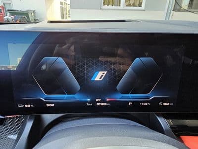 BMW i5 M60 xDrive - Thumbnail 17