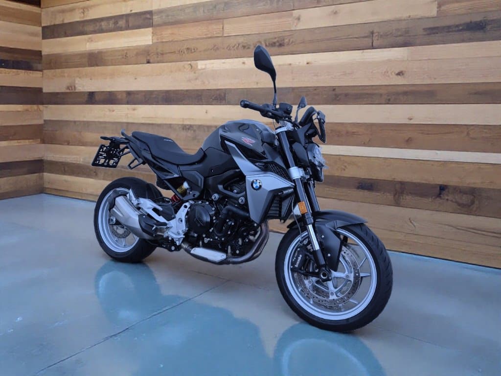 BMW F 900 R - Bild 1