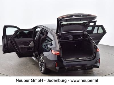 BMW i5 M60 xDrive - Thumbnail 7