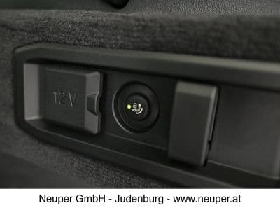 BMW i5 M60 xDrive - Thumbnail 9