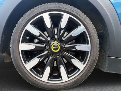 MINI Cooper SE - Thumbnail 5