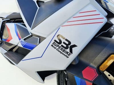 BMW CE04 - Thumbnail 3