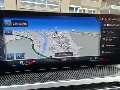 BMW i4 eDrive35 - Thumbnail 17