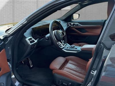 BMW i4 xDrive40 - Thumbnail 6