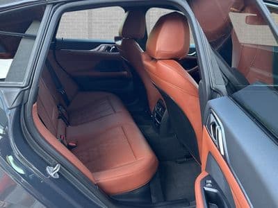 BMW i4 xDrive40 - Thumbnail 9