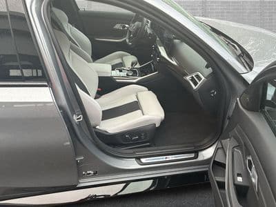 BMW M3 Competition M xDrive - Thumbnail 10