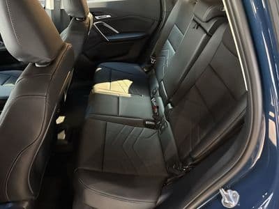 BMW iX1 eDrive20 - Thumbnail 8