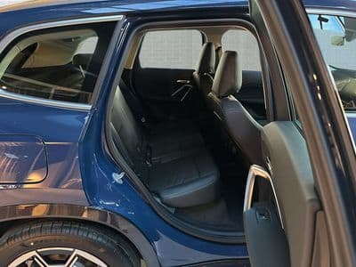 BMW iX1 eDrive20 - Thumbnail 9