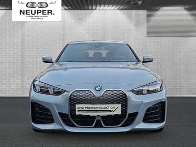 BMW i4 eDrive35 - Thumbnail 2