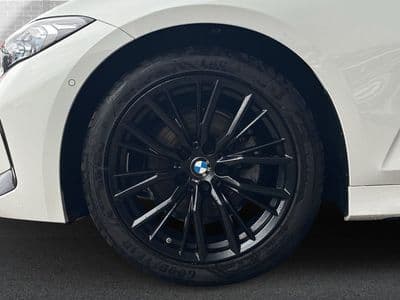 BMW 320d xDrive - Thumbnail 3