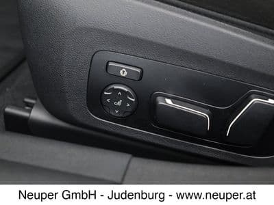 BMW i4 xDrive M50 - Thumbnail 12