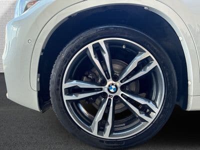 BMW X1 sDrive18i - Thumbnail 5