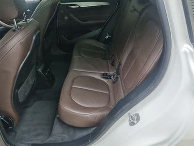 BMW X1 sDrive18i - Thumbnail 8