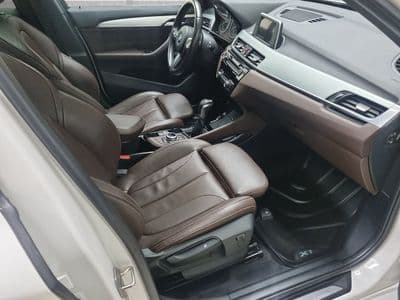 BMW X1 sDrive18i - Thumbnail 10