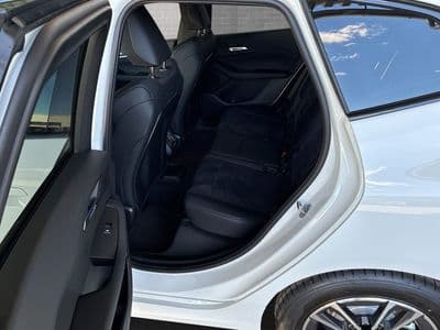 BMW 218d - Thumbnail 9