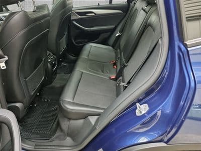 BMW X3 xDrive20d - Thumbnail 8
