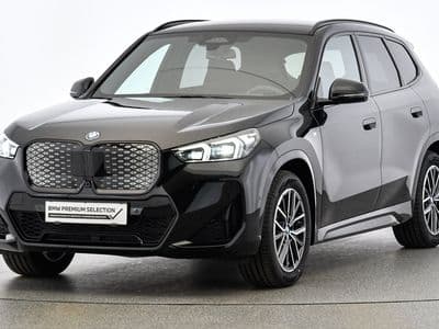 BMW iX1 xDrive30 - Thumbnail 2