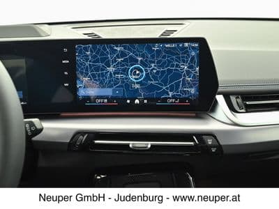 BMW iX1 xDrive30 - Thumbnail 13