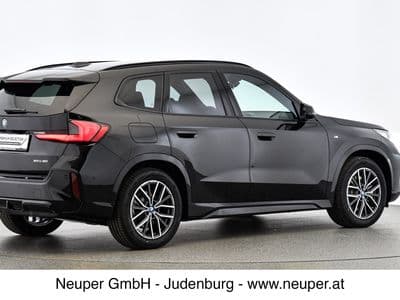 BMW iX1 xDrive30 - Thumbnail 7