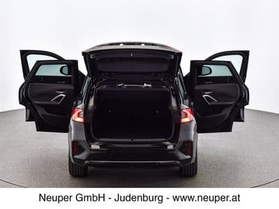 BMW iX1 xDrive30 - Thumbnail 8