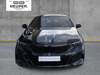 BMW 530e xDrive - Thumbnail 2