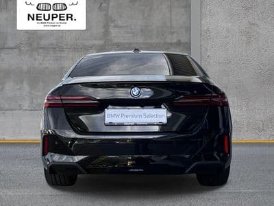 BMW 530e xDrive - Thumbnail 4