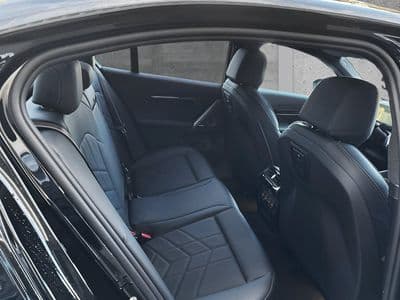 BMW 530e xDrive - Thumbnail 9