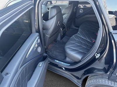 BMW XM 50e - Thumbnail 8