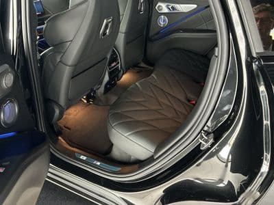 BMW XM 50e - Thumbnail 8