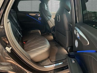 BMW XM 50e - Thumbnail 9