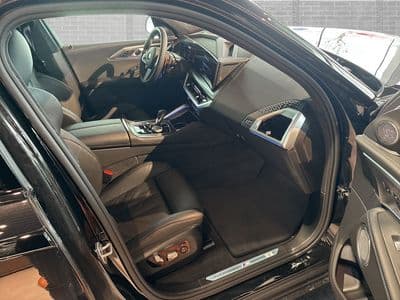 BMW XM 50e - Thumbnail 10