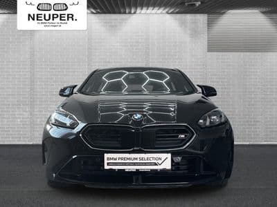 BMW M135i xDrive - Thumbnail 2