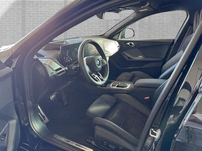 BMW M135i xDrive - Thumbnail 6