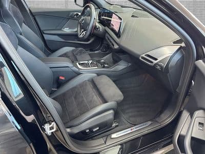 BMW M135i xDrive - Thumbnail 10