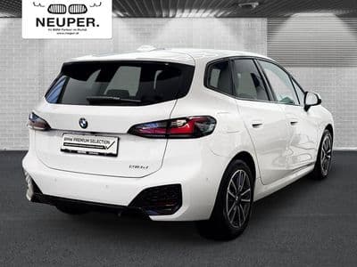 BMW 218d - Thumbnail 3