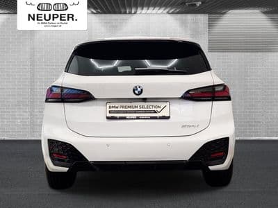 BMW 218d - Thumbnail 4