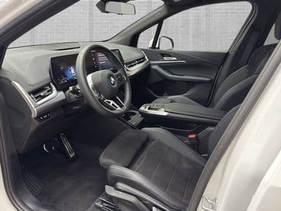 BMW 218d - Thumbnail 6