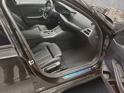 BMW 318i - Thumbnail 10