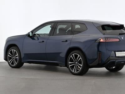 BMW iX3 50 xDrive - Thumbnail 2