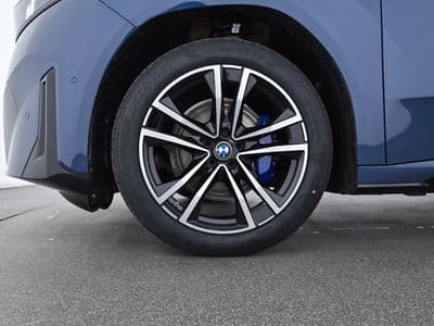 BMW iX3 50 xDrive - Thumbnail 16