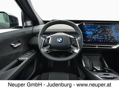 BMW iX3 50 xDrive - Thumbnail 11