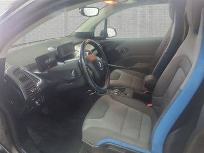 BMW i3 - Thumbnail 6