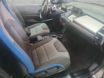 BMW i3 - Thumbnail 9