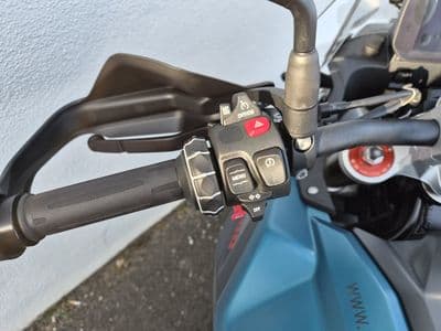 BMW F 900 GS - Thumbnail 6