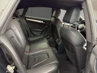 Audi A5 SB 2,0 TDI quattro S-tronic - Thumbnail 8