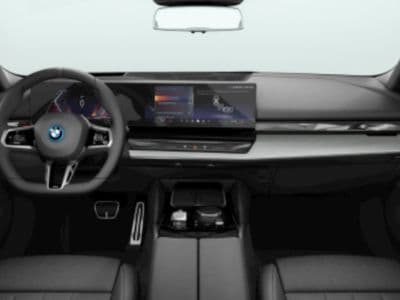 BMW 550e PHEV xDrive - Thumbnail 4
