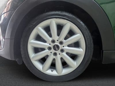 MINI Hatch Cooper D - Thumbnail 4