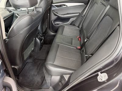 BMW X3 xDrive20d - Thumbnail 8